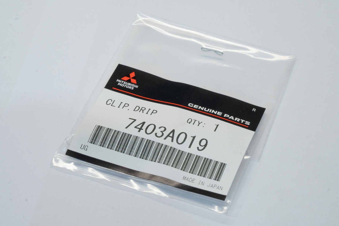 Mitsubishi Lancer EVO 9 Clip for Drip Molding ( 7403A019 )