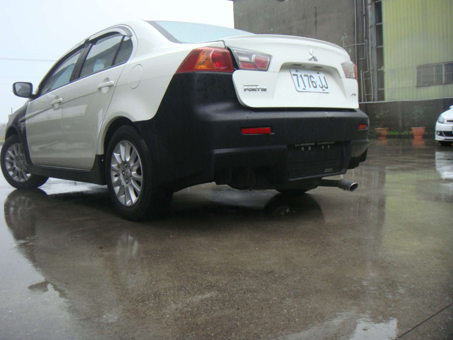 Mitsubishi Lancer 2007+ - EVO X Style Rear Bumper - PU Plastic OEM - Exterior
