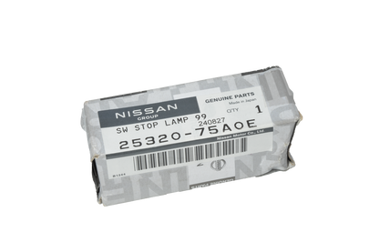Nissan Skyline Stop Light Switch ( 25320-75A0E )