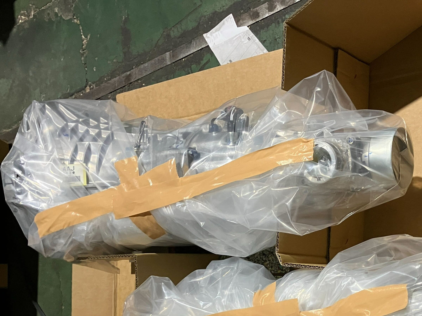 Nissan Skyline Bigbox Manual Gearbox - RB25DET ( 32010-AA520 ) ( AIR FREIGHT )