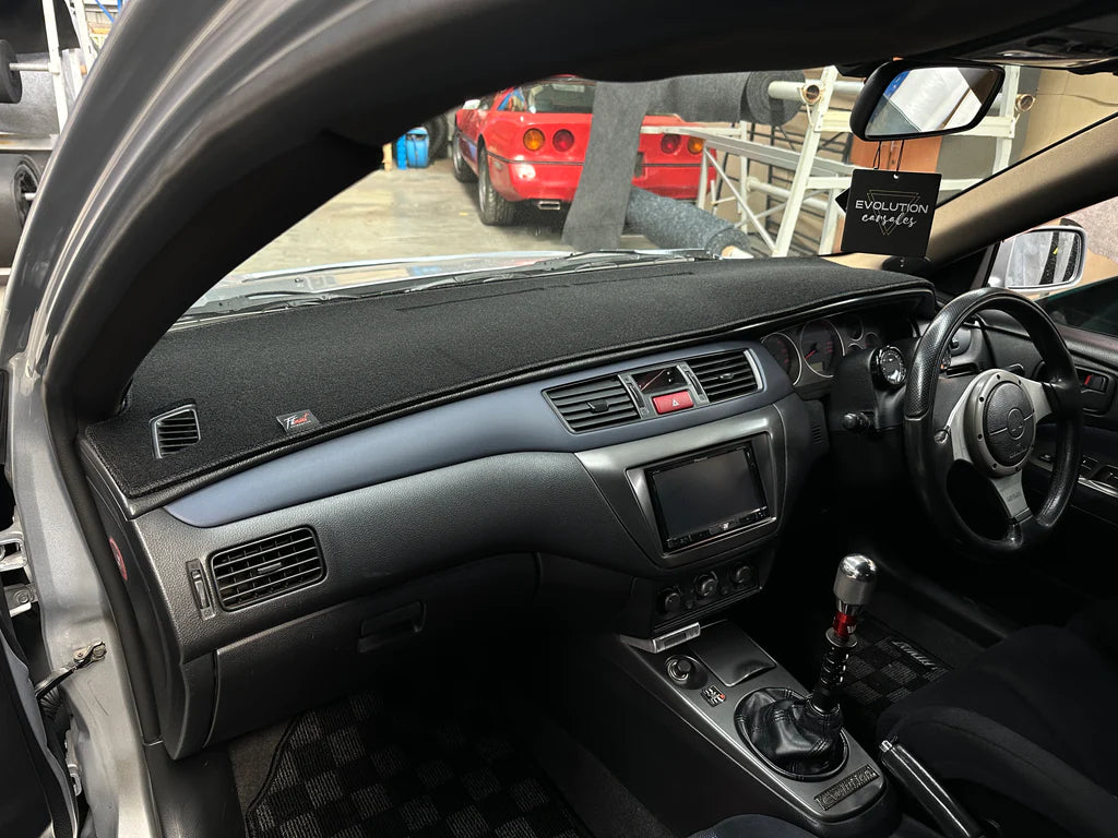 Fitmint - Mitsubishi Lancer EVO 7-9 Dash Mat