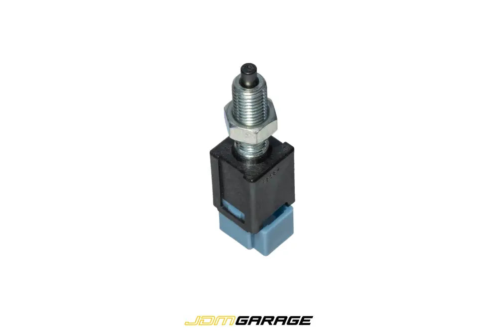 Nissan Skyline Stop Light Switch (25320-75A0E) Exterior