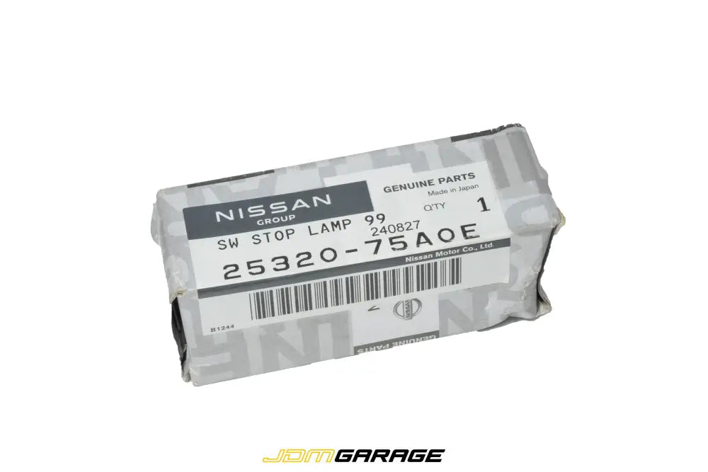 Nissan Skyline Stop Light Switch (25320-75A0E) Exterior